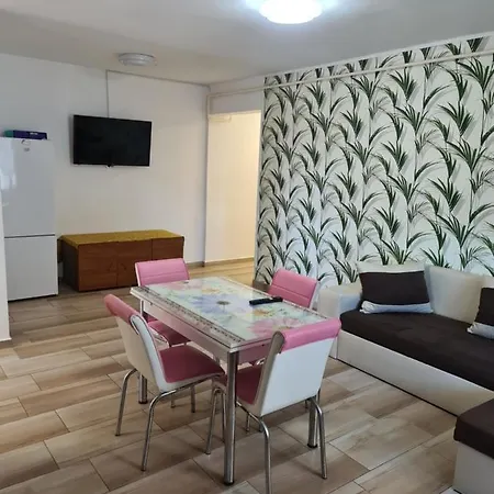 Apartament Апартаменты Нэводари